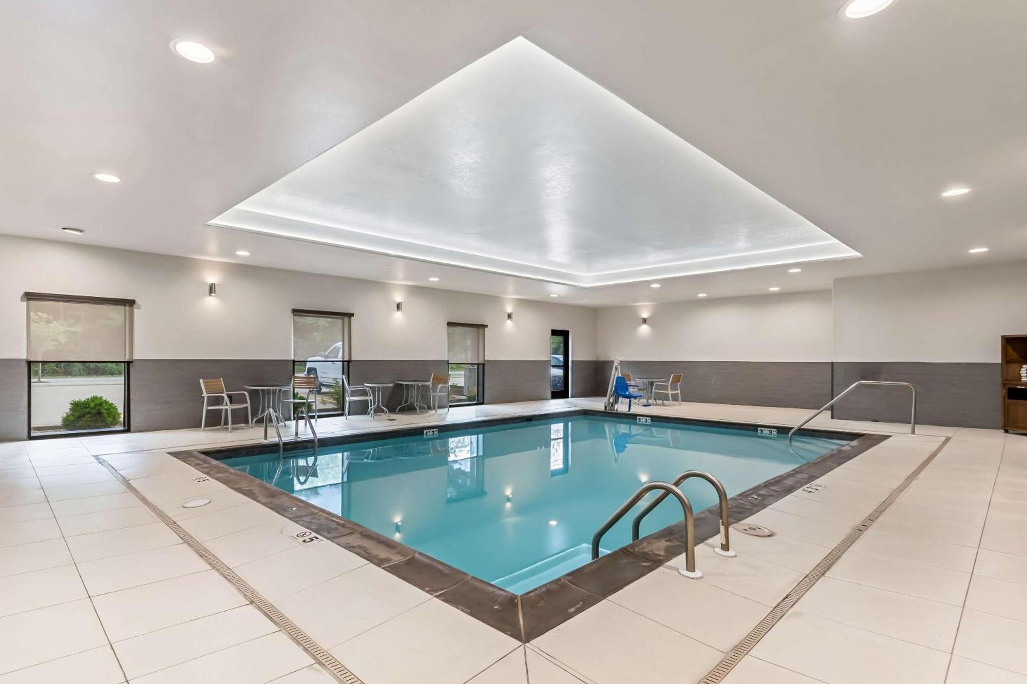 Comfort Suites Columbia Exteriör bild